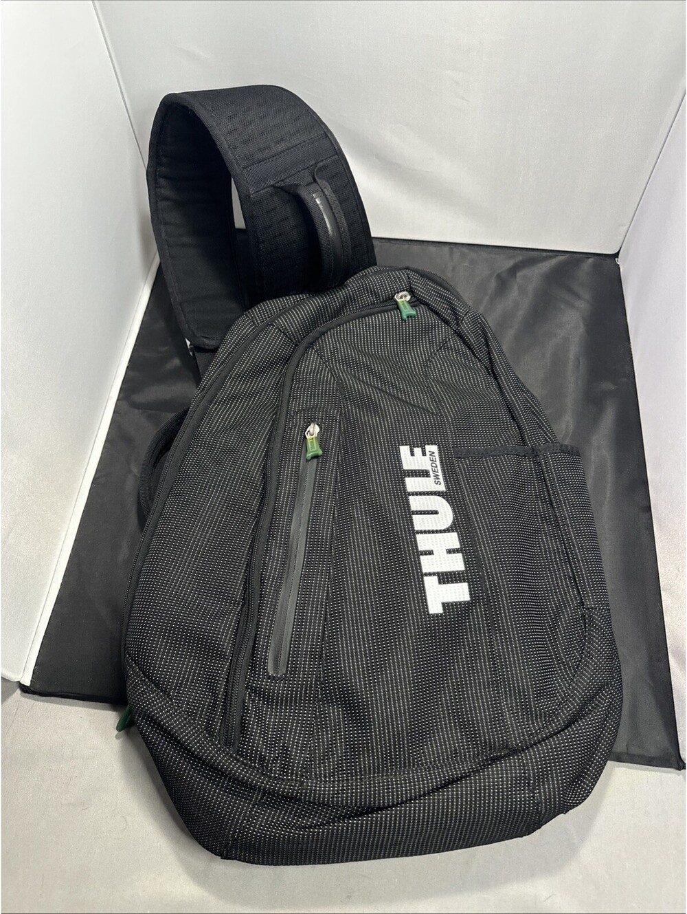 Thule Crossover Sling Pack Black White Dot One Strap Backpack Laptop Case